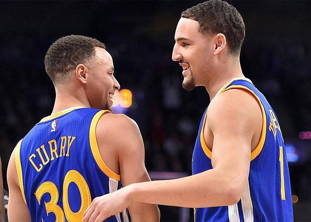 众中引起热 众中引起热