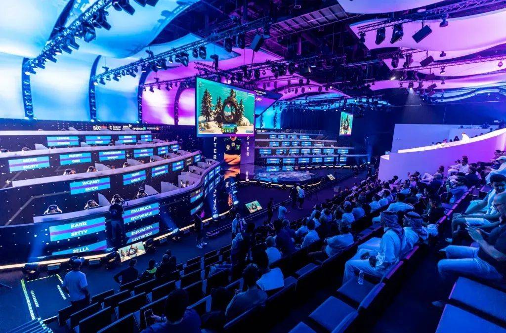 的激烈竞争 的激烈竞争